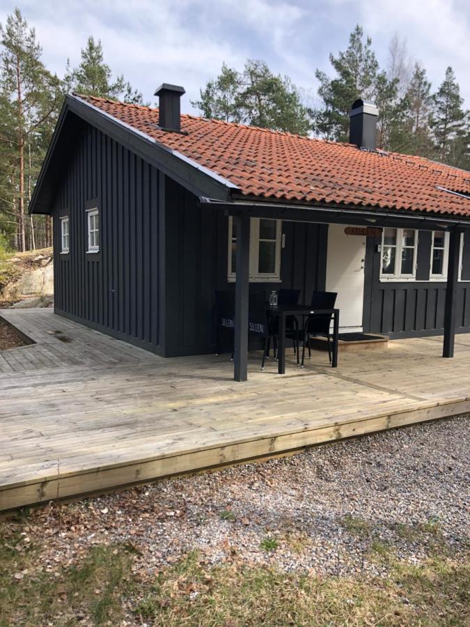 Haellestrand Cottage -Sillen Strömstad エクステリア 写真